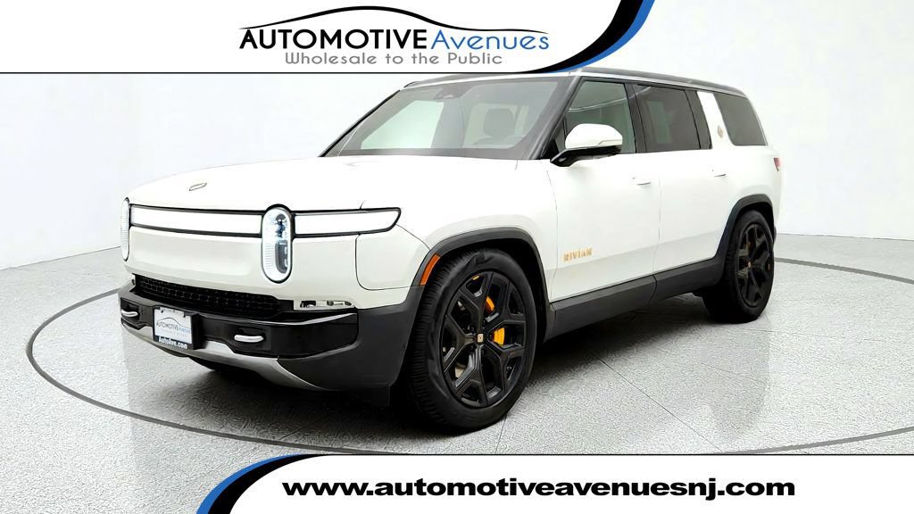 Used 2022 Rivian R1S Launch Edition Quad AWD/4WD image 1