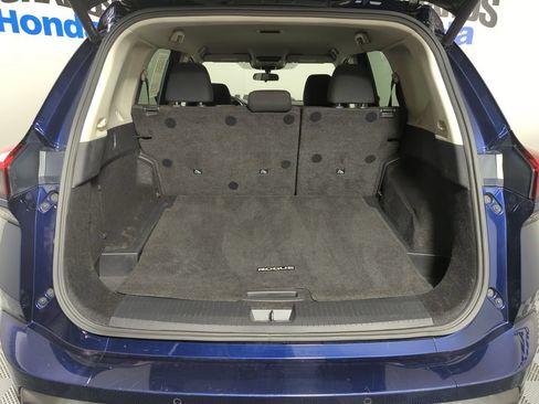 Used 2024 Nissan Rogue SV FWD image 18