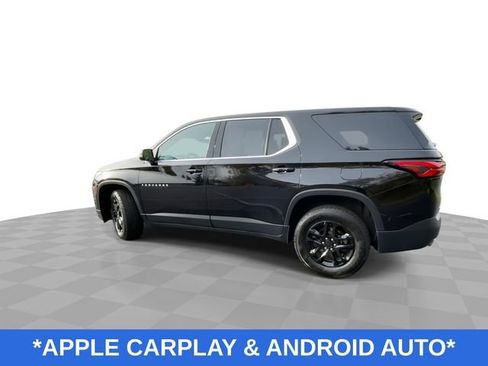 Used 2022 Chevrolet Traverse LS image 7