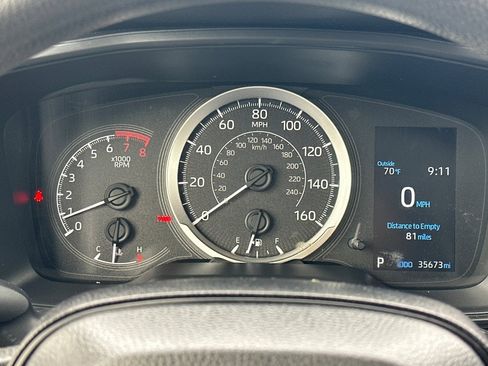 Used 2022 Toyota Corolla LE image 30