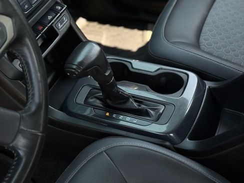 Used 2018 Chevrolet Colorado Z71 AWD/4WD image 21