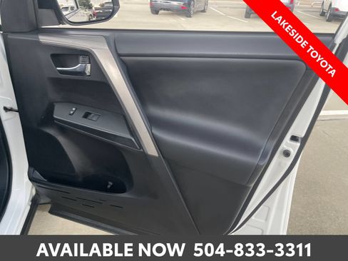 Used 2016 Toyota RAV4 XLE FWD image 17