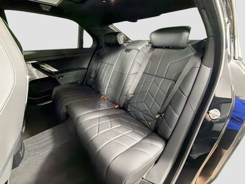 New 2026 BMW i7 xDrive60 image 24