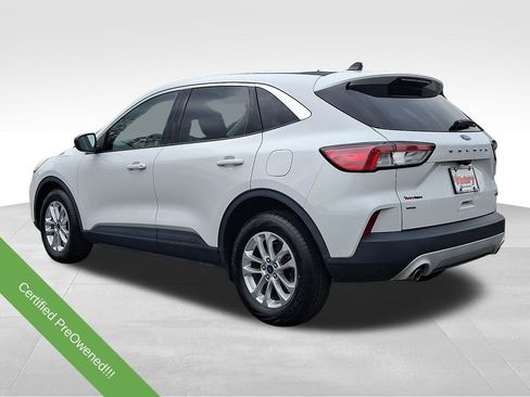 Used 2022 Ford Escape SE w/ Convenience Package FWD image 4