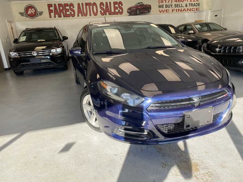 Used 2015 Dodge Dart SXT image 1