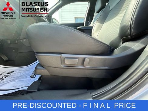 Used 2025 Mitsubishi Outlander Sport SEL AWD/4WD image 16