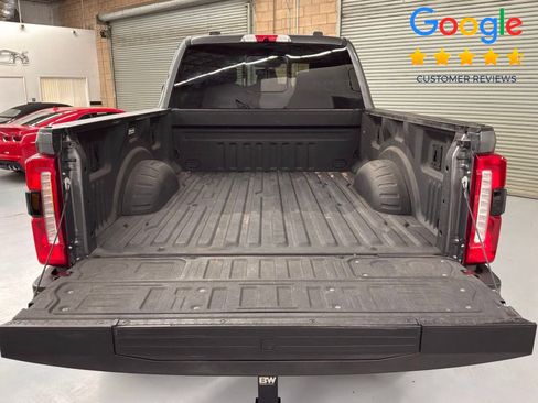 Used 2023 Ford F250 Lariat w/ Lariat Ultimate Package AWD/4WD image 9