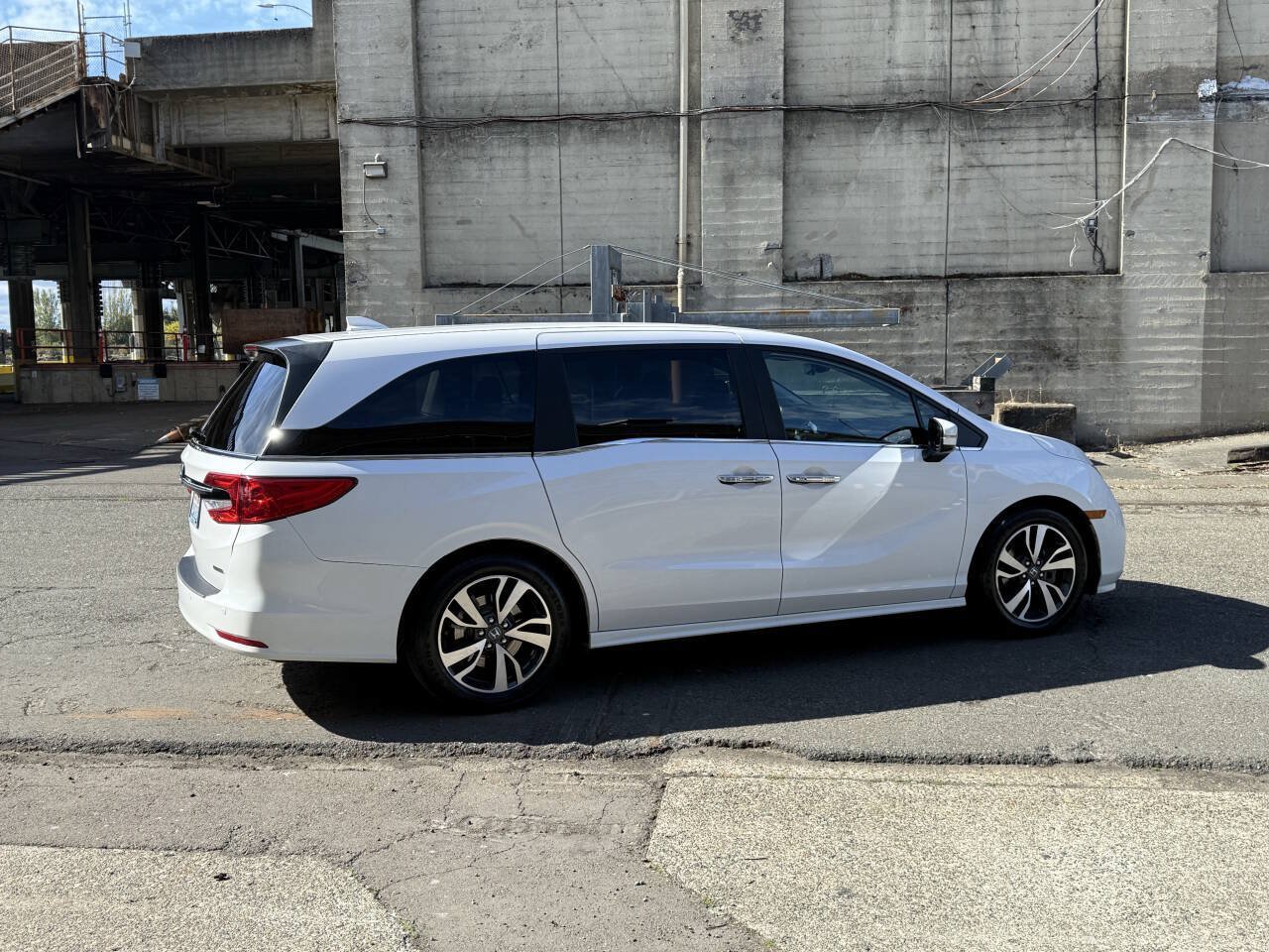 Used 2023 Honda Odyssey Touring image 70