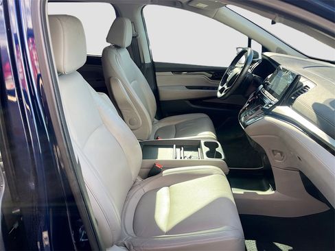 Used 2023 Honda Odyssey Touring image 31