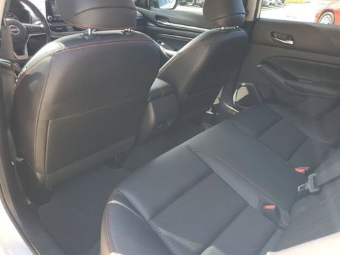 Used 2023 Nissan Altima 2.5 SR FWD image 28
