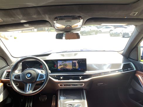 Used 2024 BMW X7 M60i w/ Executive Package AWD/4WD image 30