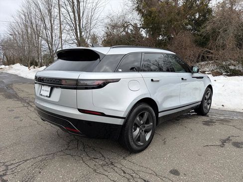 Used 2025 Land Rover Range Rover Velar Dynamic SE image 5