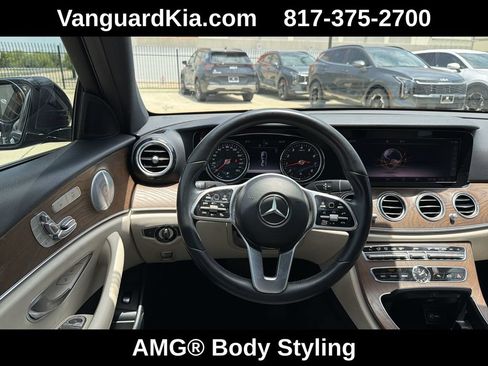 Used 2019 Mercedes-Benz E 300 image 13
