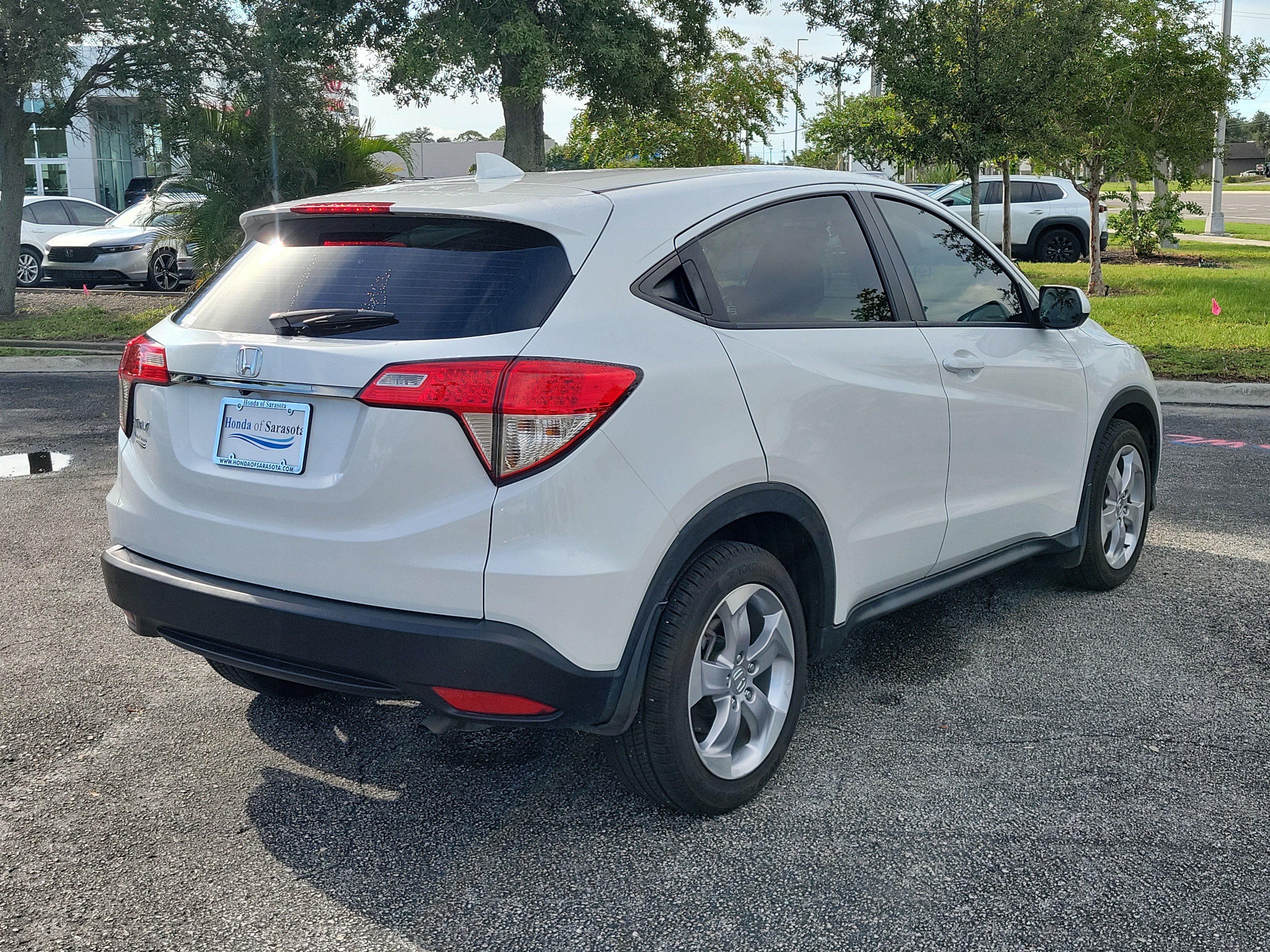 Used 2022 Honda HR-V LX image 7