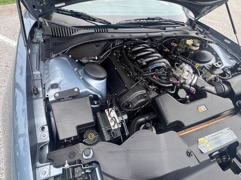 Used 2005 Ford Thunderbird 50th Anniversary RWD image 70