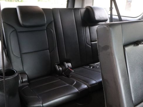 Used 2018 Chevrolet Suburban LT AWD/4WD image 21