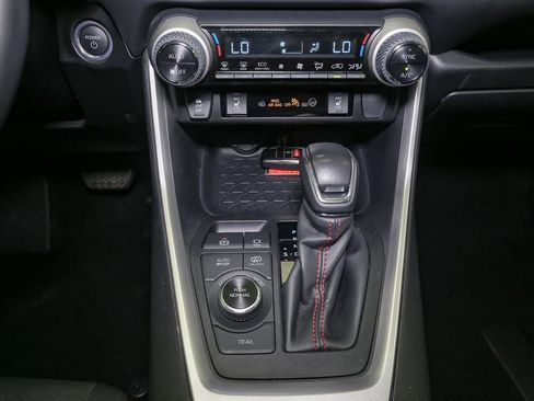 Used 2024 Toyota RAV4 SE w/ Weather & Moonroof Package AWD/4WD image 32