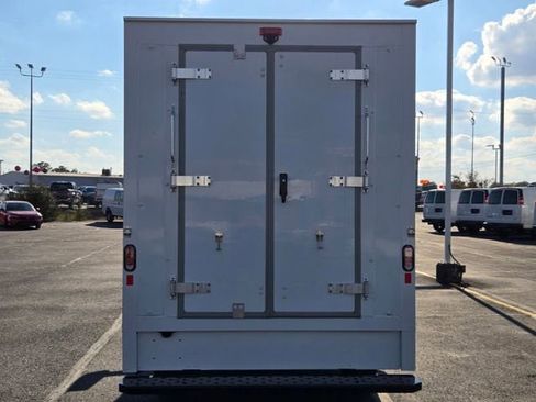 New 2024 Chevrolet Express 3500 w/ Power Convenience Package RWD image 4