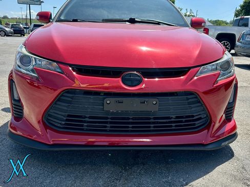 Used 2016 Scion tC FWD image 11