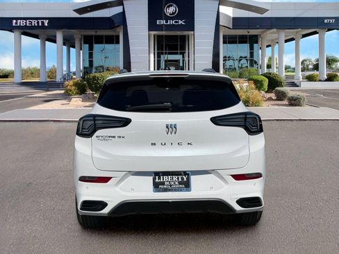 Used 2026 Buick Encore GX Avenir w/ Avenir Technology Package FWD image 5