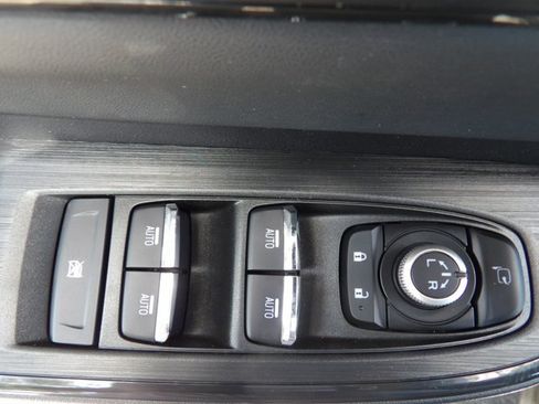 Certified 2026 Subaru Outback Touring AWD/4WD image 14