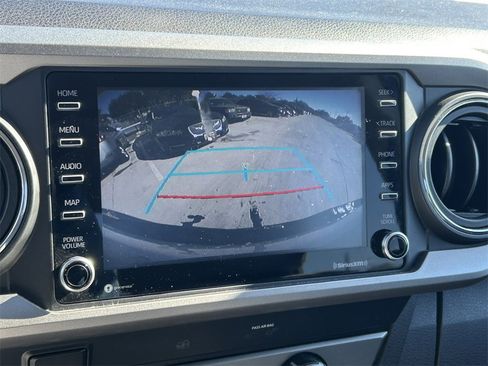 Used 2020 Toyota Tacoma SR5 image 31