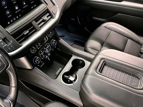 Used 2021 Chevrolet Tahoe Z71 image 13