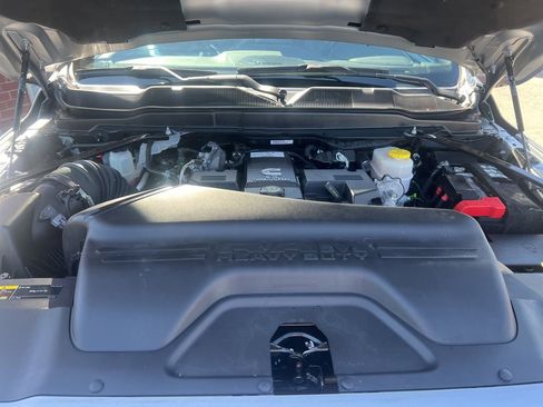 Used 2024 RAM 2500 Laramie w/ Night Edition image 15