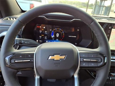 New 2025 Chevrolet Colorado LT w/ LT Convenience Package image 15