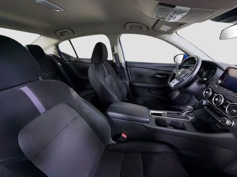 Used 2025 Nissan Sentra SV FWD image 25