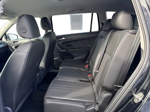 Certified 2023 Volkswagen Tiguan SE image 16