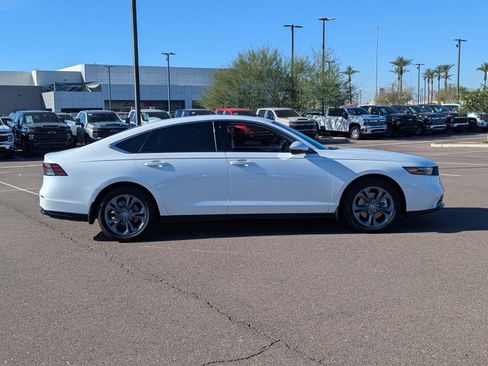 Used 2025 Honda Accord EX-L image 7