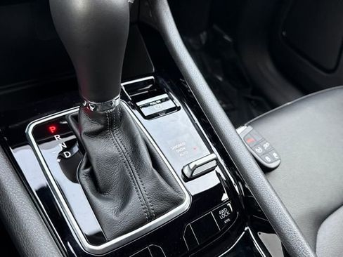 New 2026 Jeep Compass Limited image 28