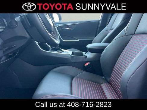 Certified 2025 Toyota RAV4 XSE w/ Weather Package AWD/4WD image 15