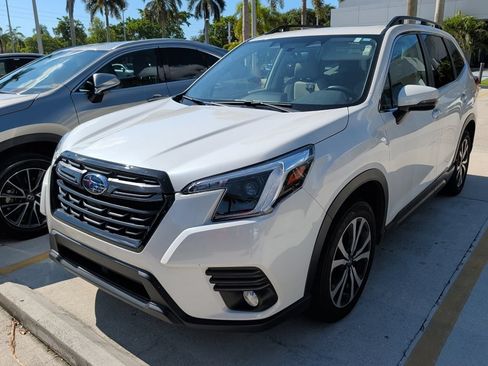 Used 2023 Subaru Forester Limited AWD/4WD image 5