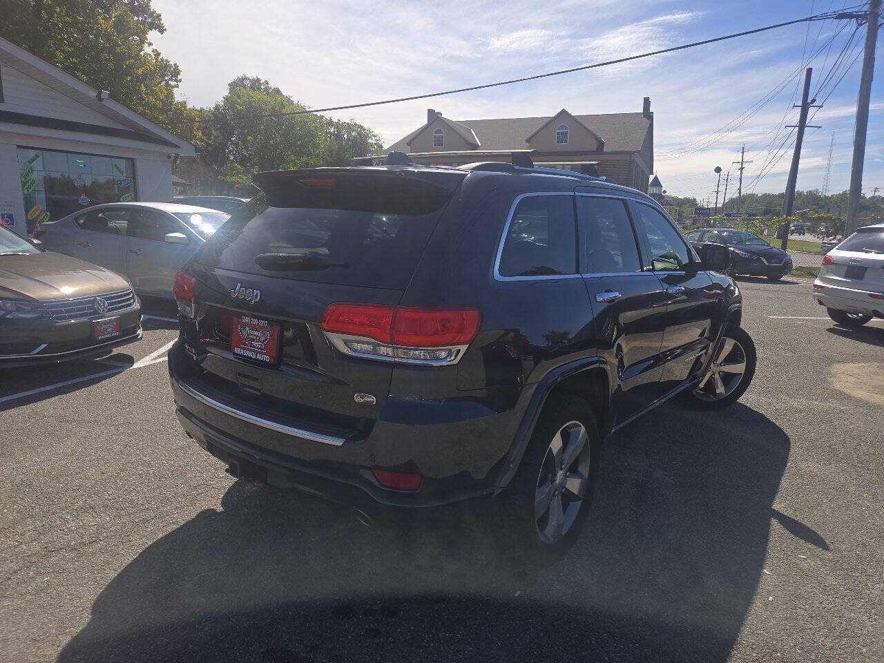 Used 2014 Jeep Grand Cherokee Overland w/ Advanced Technology Group AWD/4WD image 7
