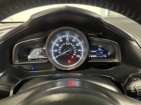 Used 2018 MAZDA MAZDA3 Touring FWD image 24