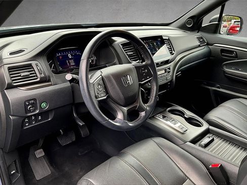 Used 2022 Honda Passport TrailSport image 14