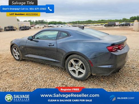 Used 2019 Chevrolet Camaro LT image 3
