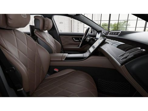 New 2026 Mercedes-Benz Maybach S 580 4MATIC image 4