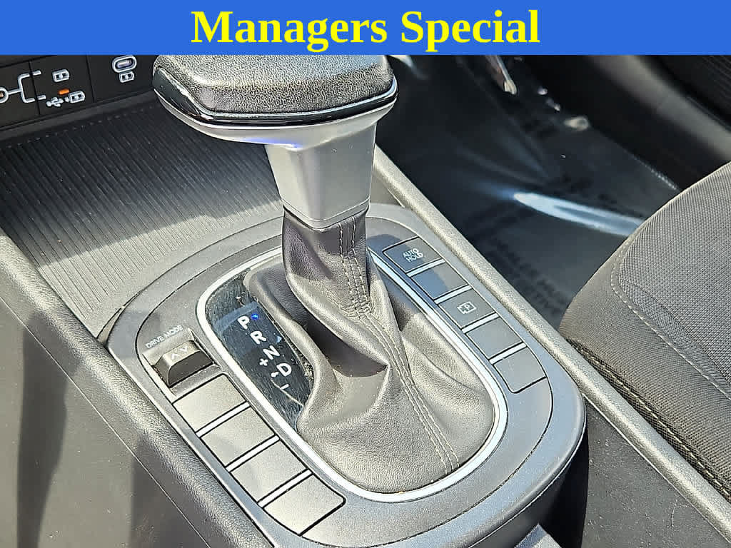 Used 2025 Hyundai Kona SEL FWD image 13