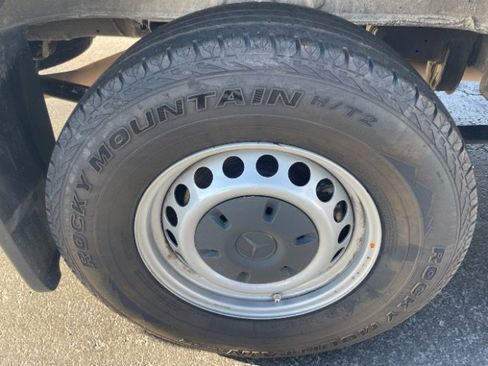 Used 2022 Mercedes-Benz Sprinter 2500 image 26