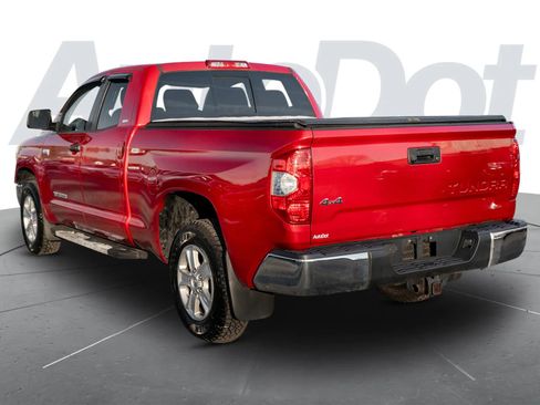 Used 2018 Toyota Tundra SR5 image 2