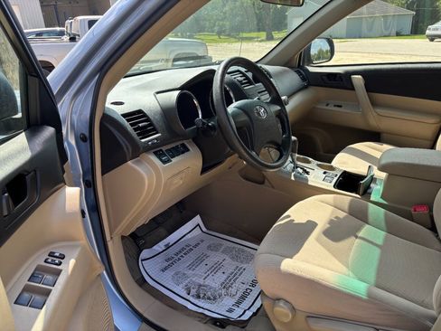 Used 2008 Toyota Highlander 4WD image 2
