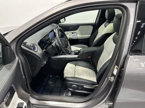 Used 2022 Mercedes-Benz GLA 250 4MATIC image 15
