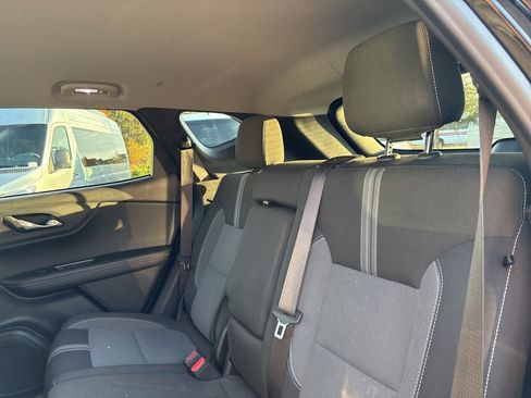 Used 2025 Chevrolet Blazer LT image 24