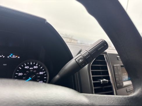 Used 2017 Ford F250 XLT w/ XLT Value Package image 21