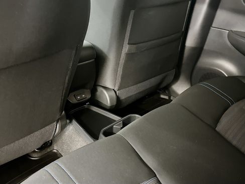 Used 2025 Nissan Leaf S FWD image 27