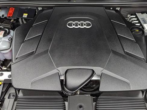 Used 2022 Audi Q7 3.0T Premium Plus w/ Premium Plus Package image 30