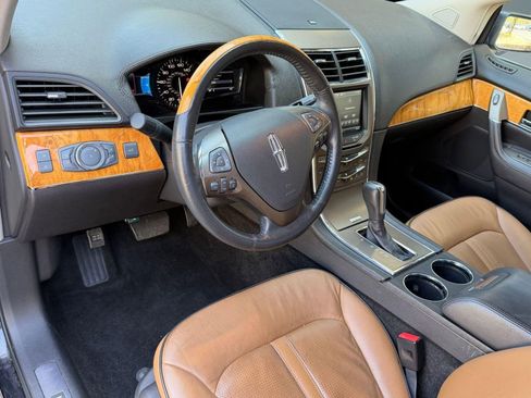 Used 2015 Lincoln MKX FWD w/ Equipment Group 101A image 4